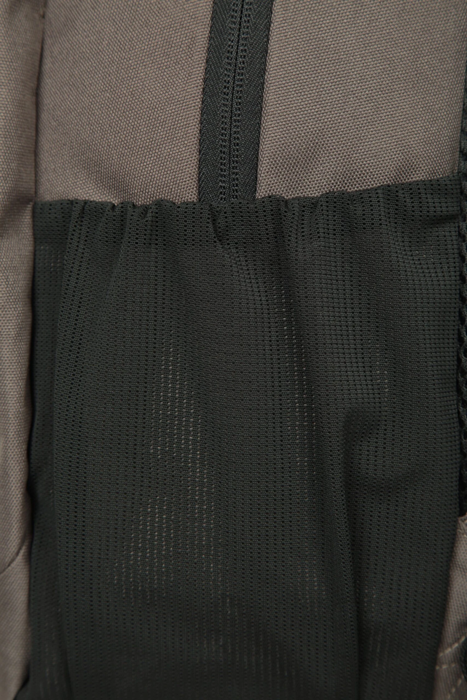 Mountain Warehouse Buzzard 23L Backpack 9 Mountain Warehouse Buzzard 23L Backpack - Image 7