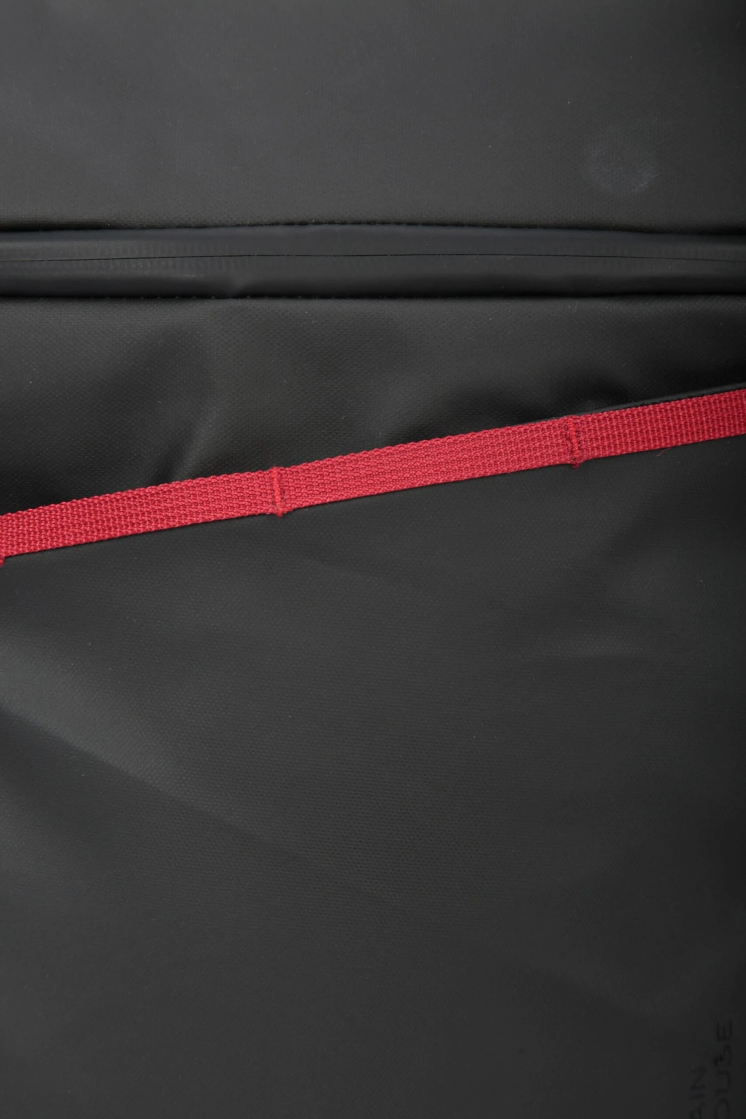 Mountain Warehouse Quarry II 20L Backpack 8 Mountain Warehouse Quarry II 20L Backpack - Image 6