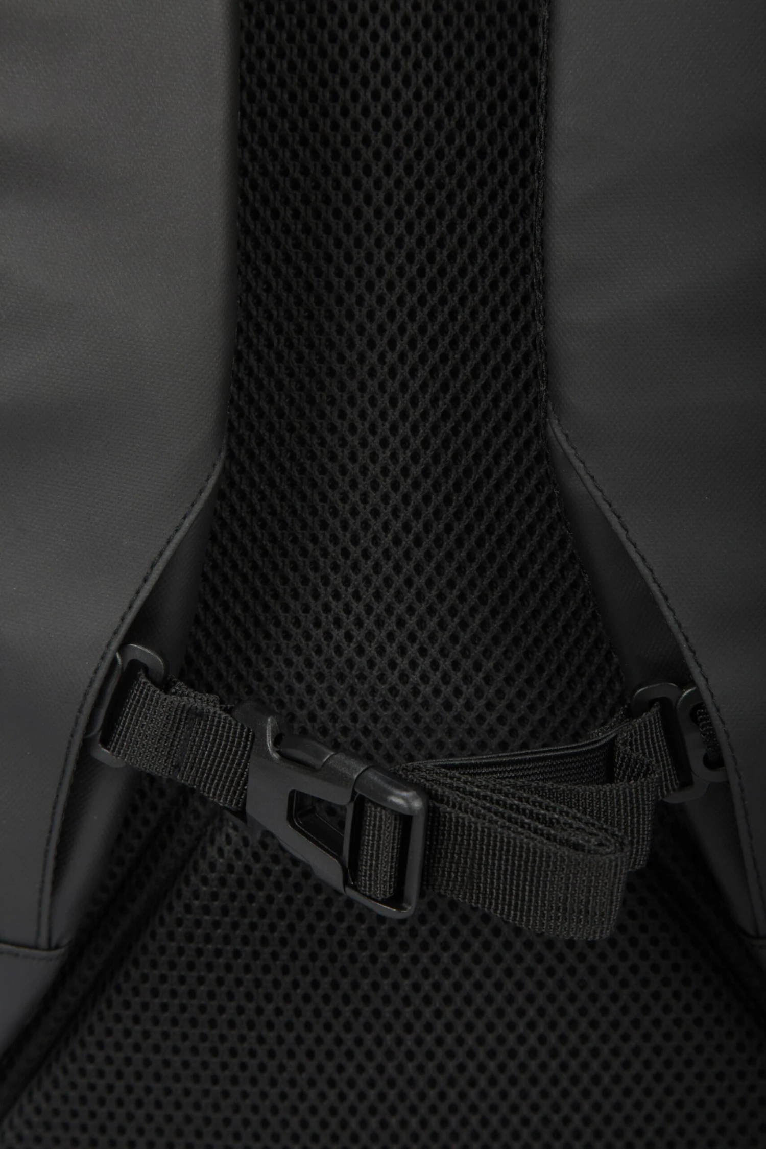 Mountain Warehouse Quarry II 20L Backpack 11 Mountain Warehouse Quarry II 20L Backpack - Image 9