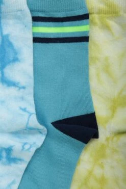 Mountain Warehouse Tie Dye Kids Recycled Socks 3-Pack 14 Mountain Warehouse Tie Dye Kids Recycled Socks 3-Pack -Kids Fashion Clothing Store 050368 pbl tiedye kids sock 3 pk acc ss22 06