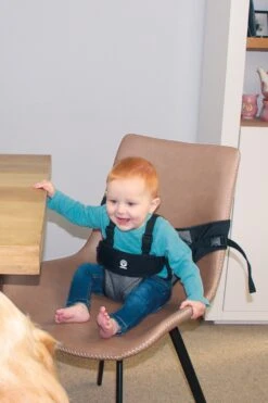 Dooky Universal Baby Travel Chair -Kids Fashion Clothing Store m1ad30 001 travelchair 4