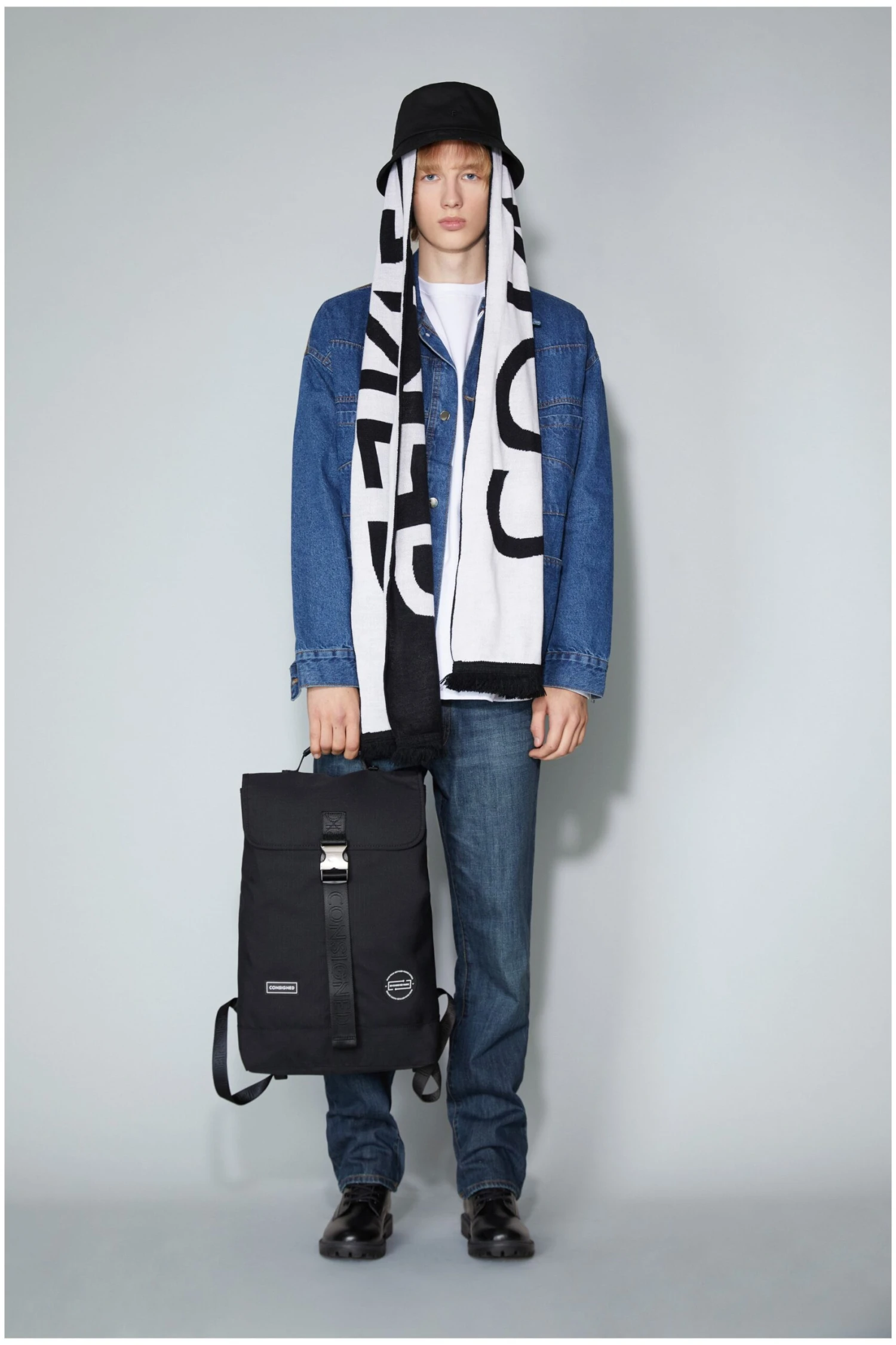 Vance 19L Large Backpack 12 Vance 19L Large Backpack - Image 10