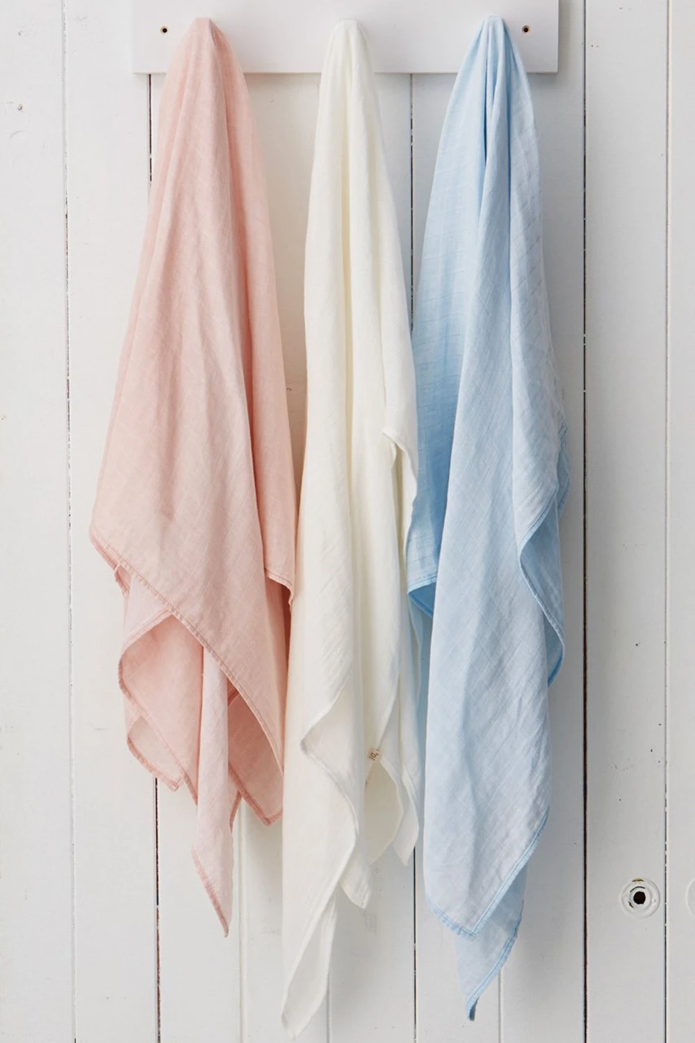 Baby Bamboo Muslin Wrap 2-Pack 4 Baby Bamboo Muslin Wrap 2-Pack - Image 2