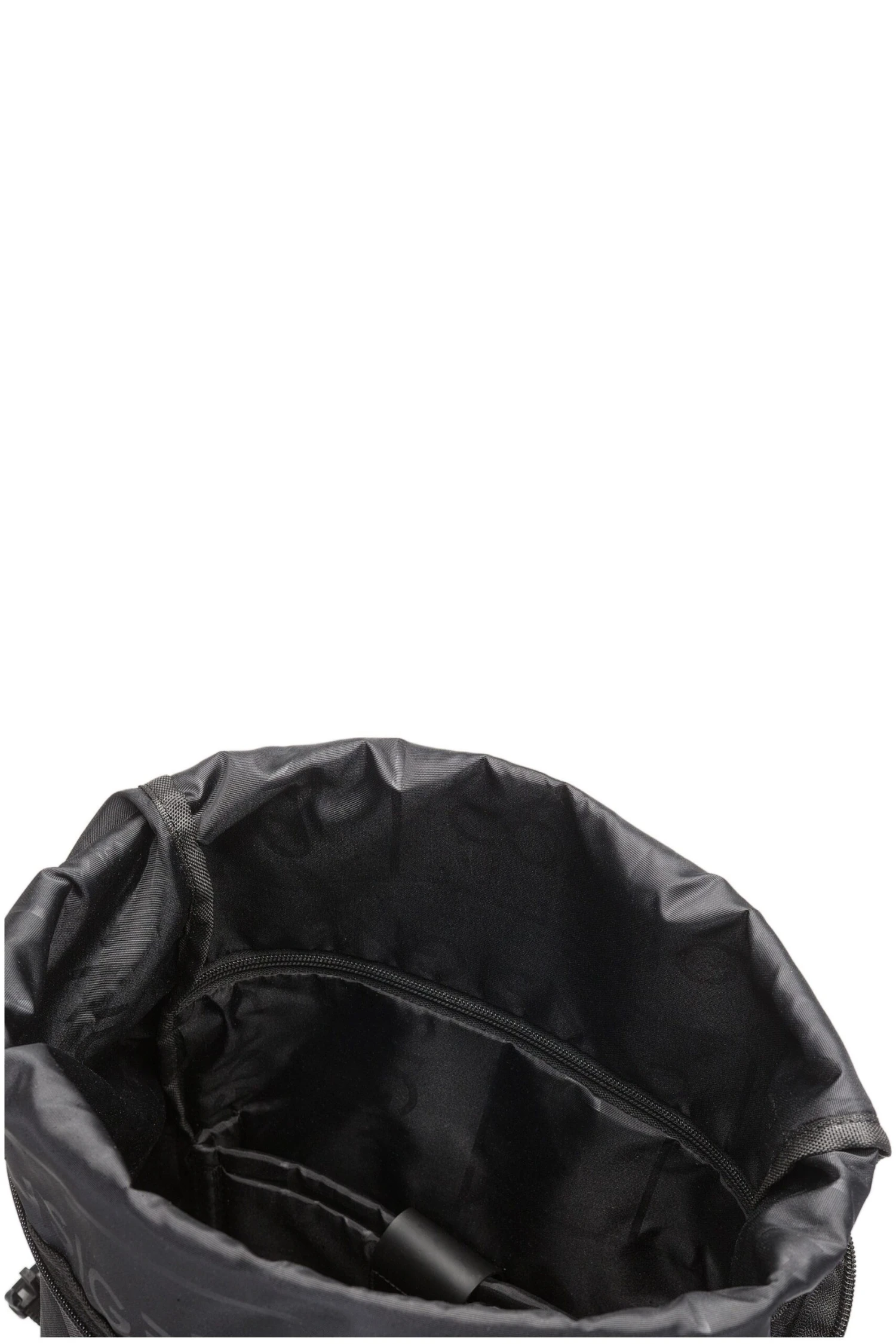 Cornel 16L Medium Roll Top Backpack 9 Cornel 16L Medium Roll Top Backpack - Image 7