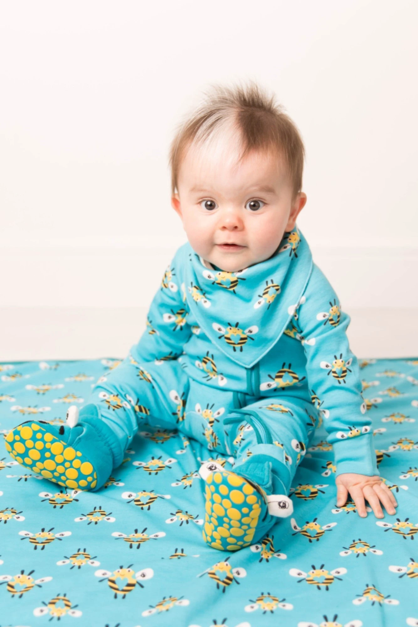 Blade & Rose Buzzy Bee Baby Zip Up Romper 3 Blade & Rose Buzzy Bee Baby Zip Up Romper