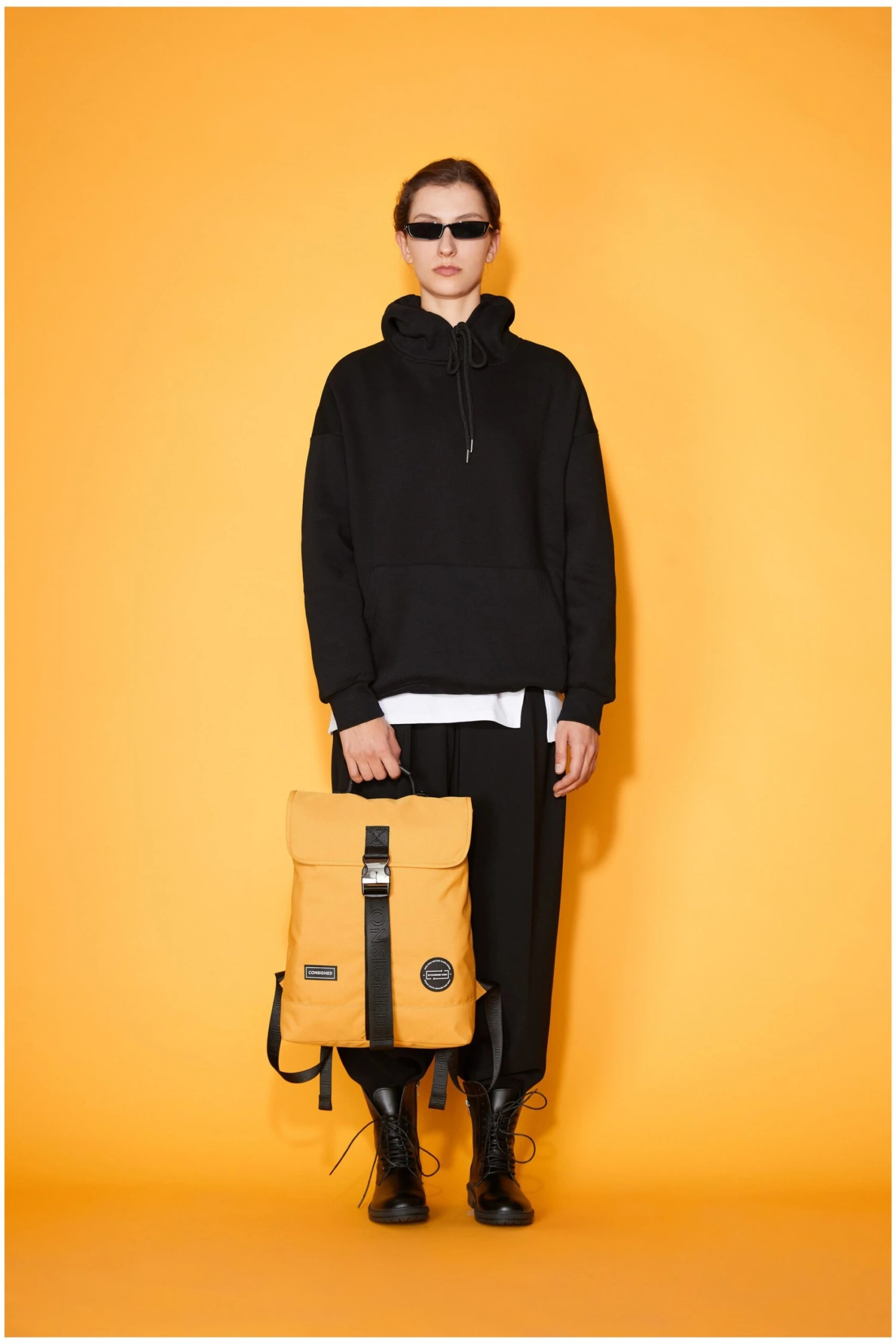 Vance 13L Medium Backpack 4 Vance 13L Medium Backpack - Image 2