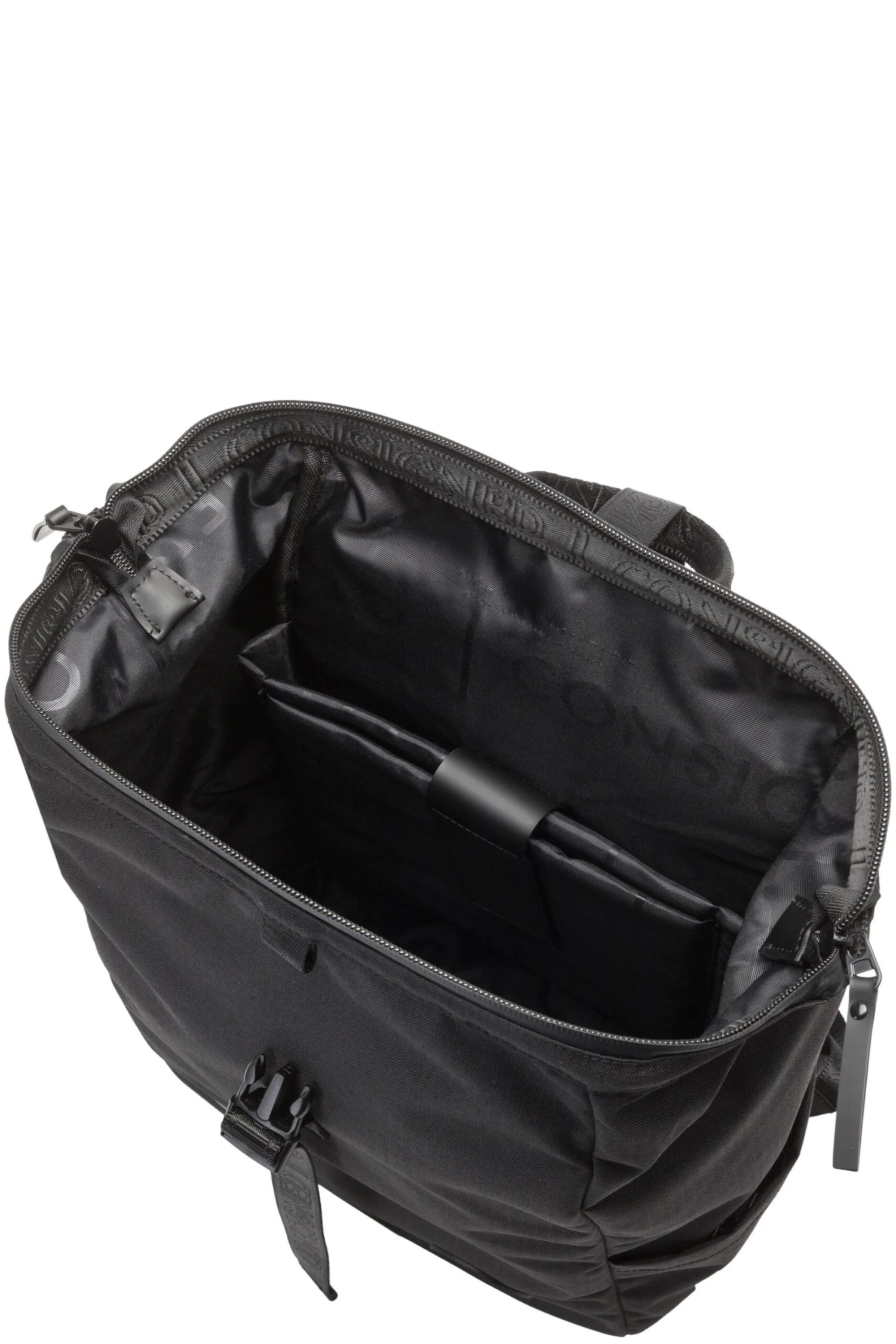 Mungo 18L Hinge Top Backpack 6 Mungo 18L Hinge Top Backpack - Image 4