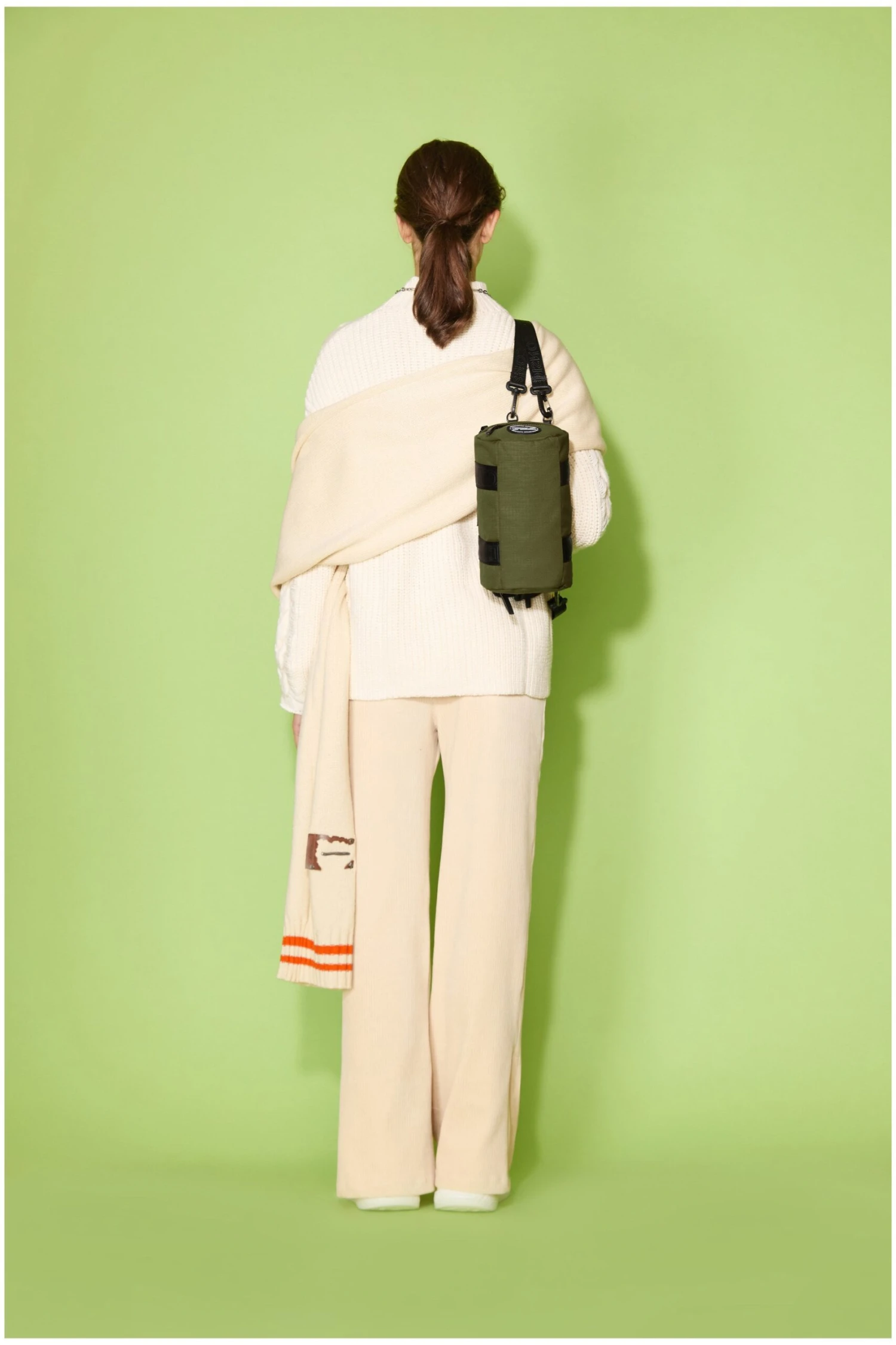 Garett 6L Small Holdall 11 Garett 6L Small Holdall - Image 9